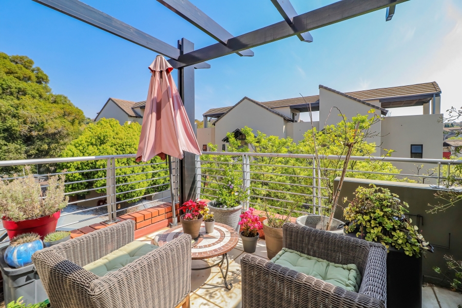 1 Bedroom Property for Sale in Bryanston Gauteng