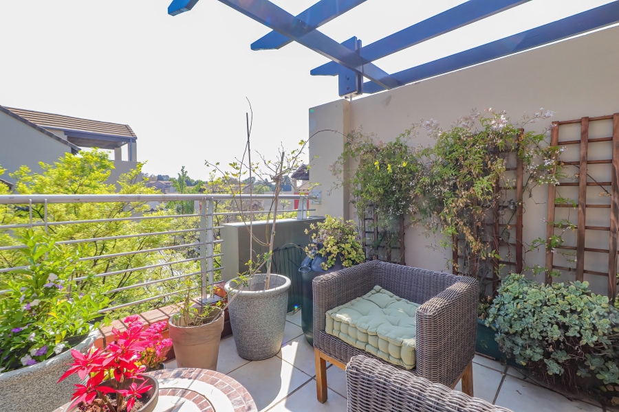 1 Bedroom Property for Sale in Bryanston Gauteng