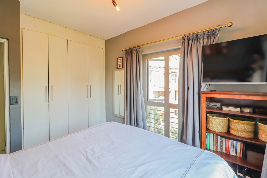 1 Bedroom Property for Sale in Bryanston Gauteng