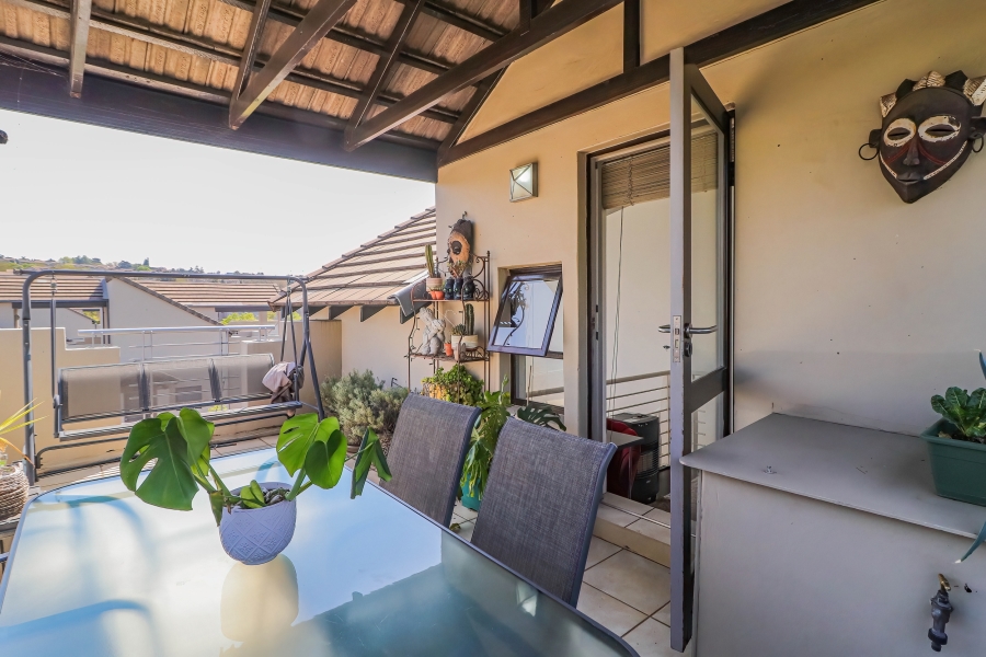 1 Bedroom Property for Sale in Bryanston Gauteng