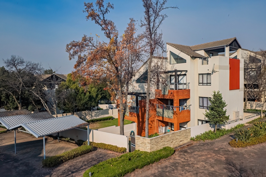 1 Bedroom Property for Sale in Bryanston Gauteng