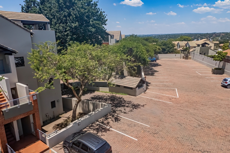 1 Bedroom Property for Sale in Bryanston Gauteng
