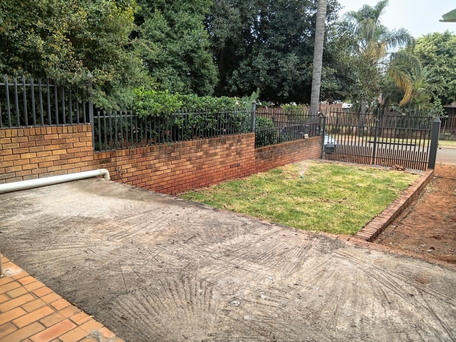 3 Bedroom Property for Sale in Wonderboom Gauteng