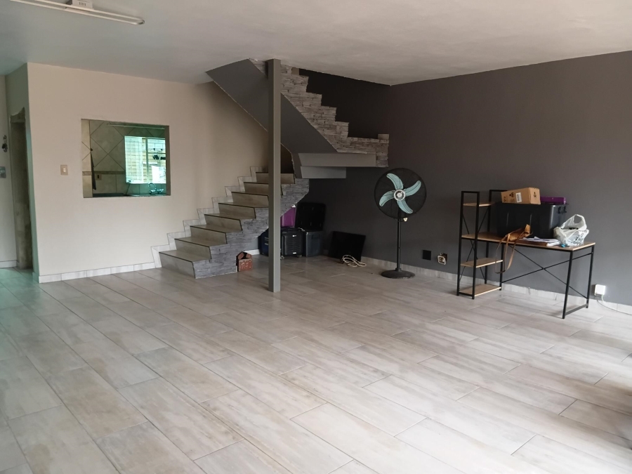 3 Bedroom Property for Sale in Wonderboom Gauteng