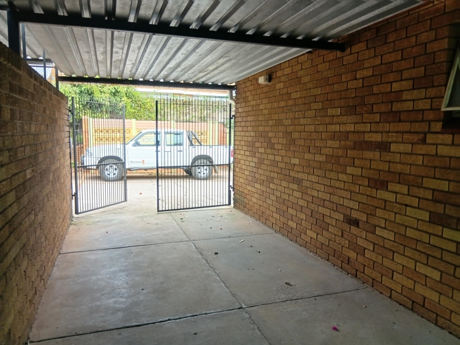 3 Bedroom Property for Sale in Wonderboom Gauteng