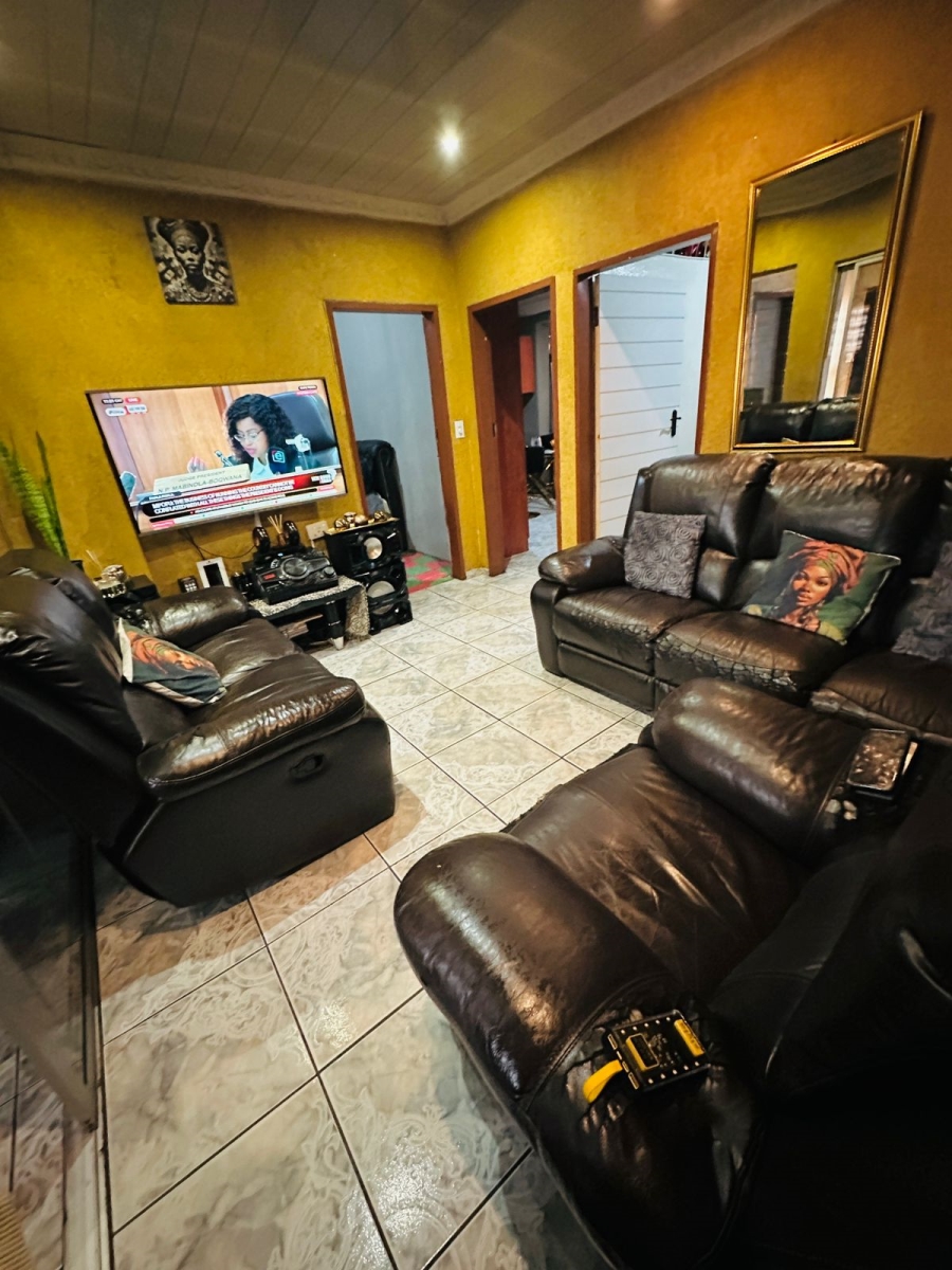 3 Bedroom Property for Sale in Twala Gauteng