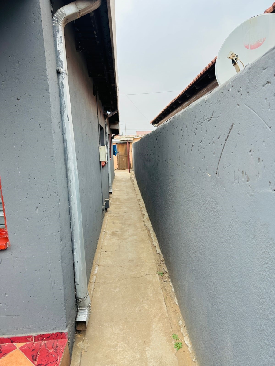 3 Bedroom Property for Sale in Twala Gauteng