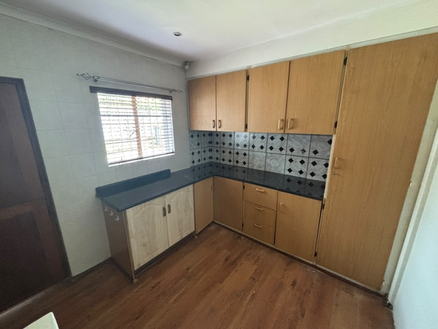 To Let 3 Bedroom Property for Rent in Linden Gauteng