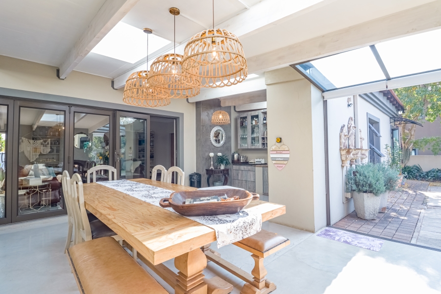 4 Bedroom Property for Sale in Willow Acres Gauteng