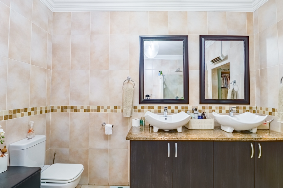 4 Bedroom Property for Sale in Willow Acres Gauteng