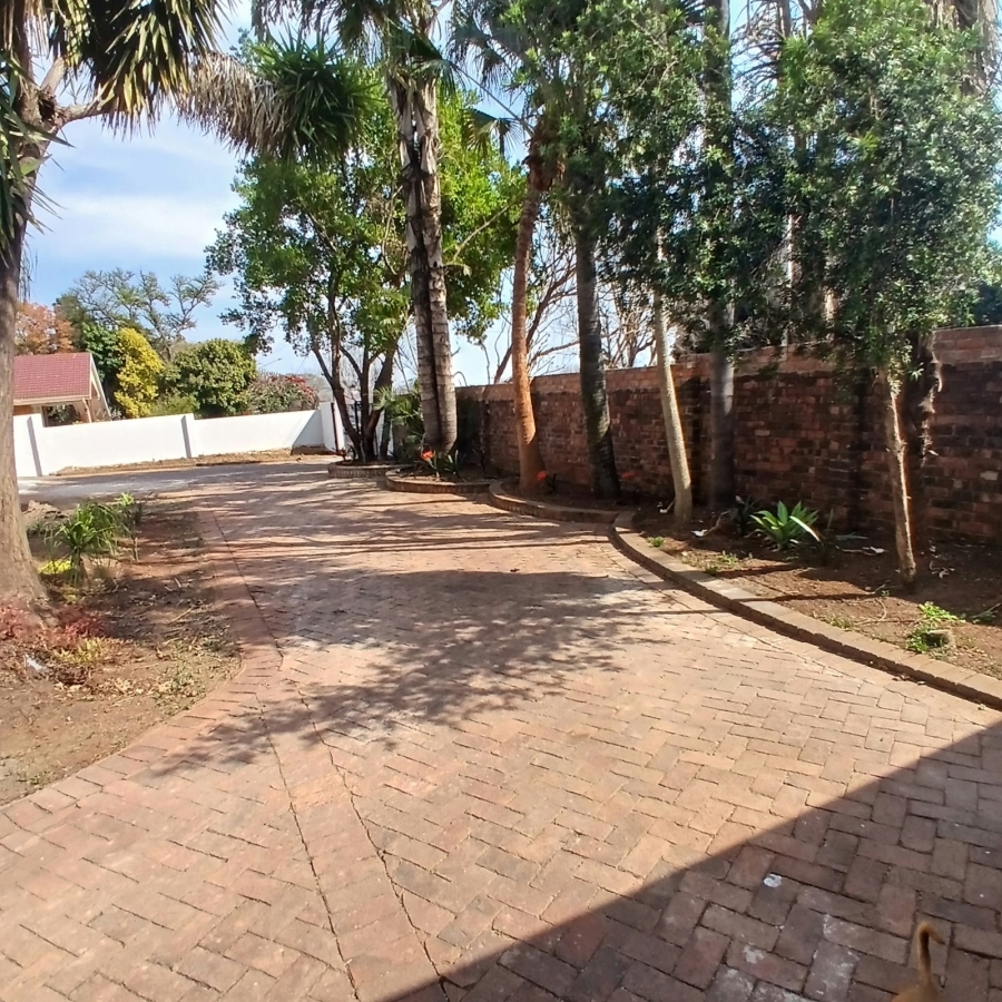 4 Bedroom Property for Sale in Annlin Gauteng