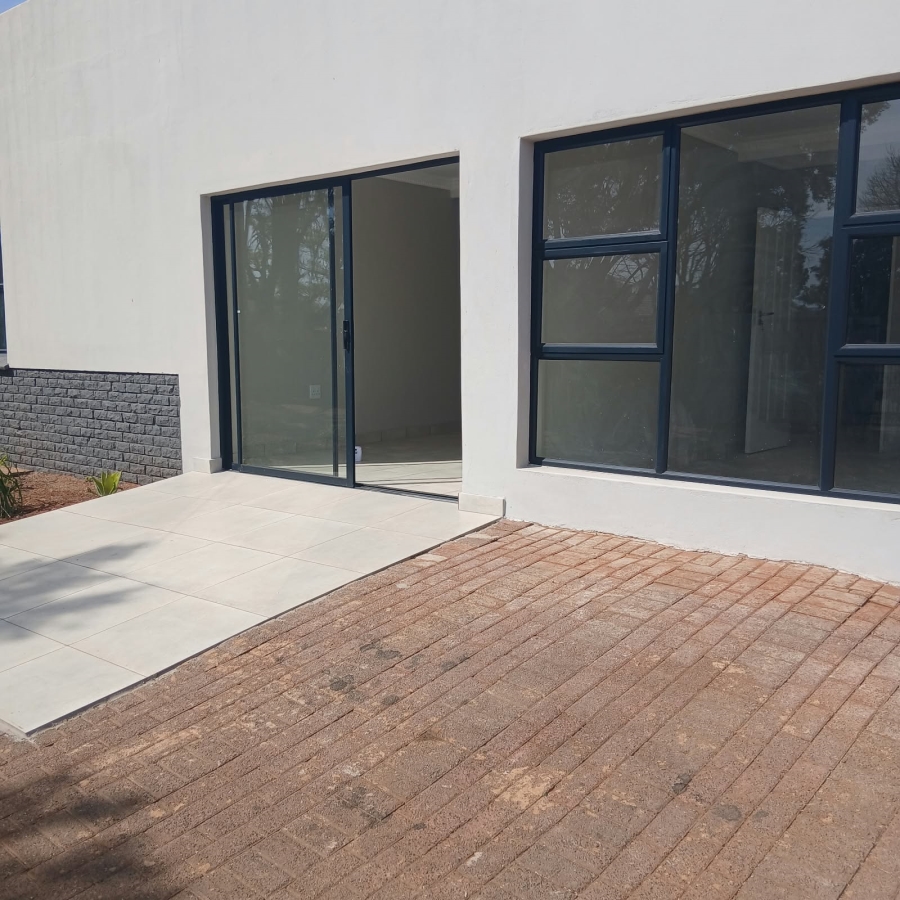 4 Bedroom Property for Sale in Annlin Gauteng