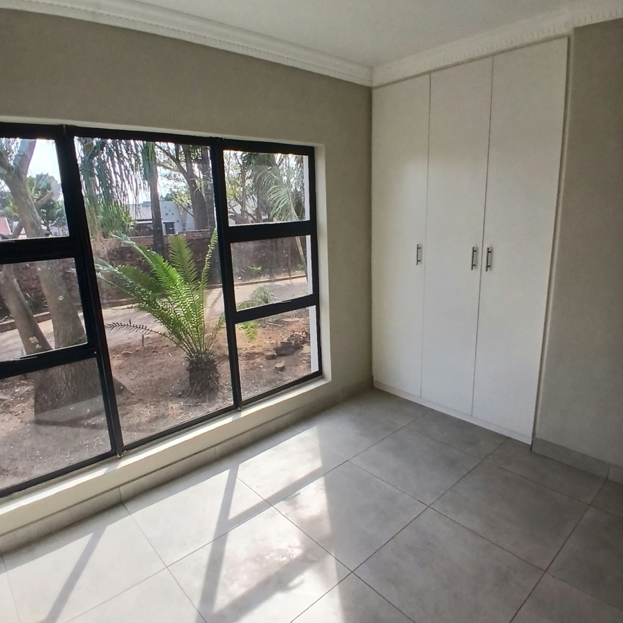 4 Bedroom Property for Sale in Annlin Gauteng