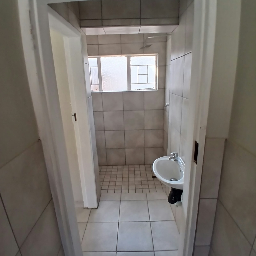 4 Bedroom Property for Sale in Annlin Gauteng