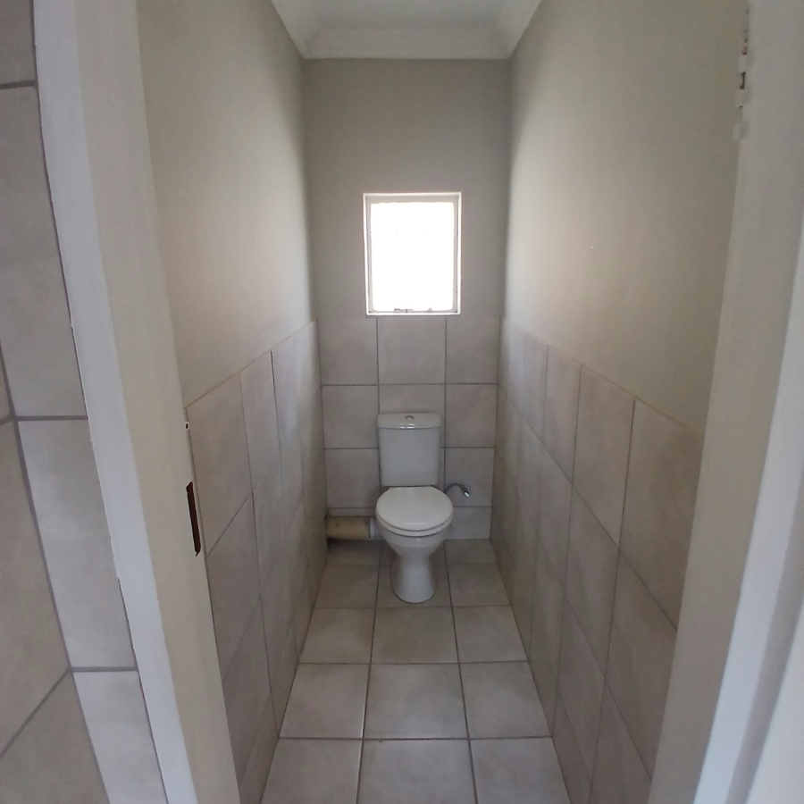 4 Bedroom Property for Sale in Annlin Gauteng