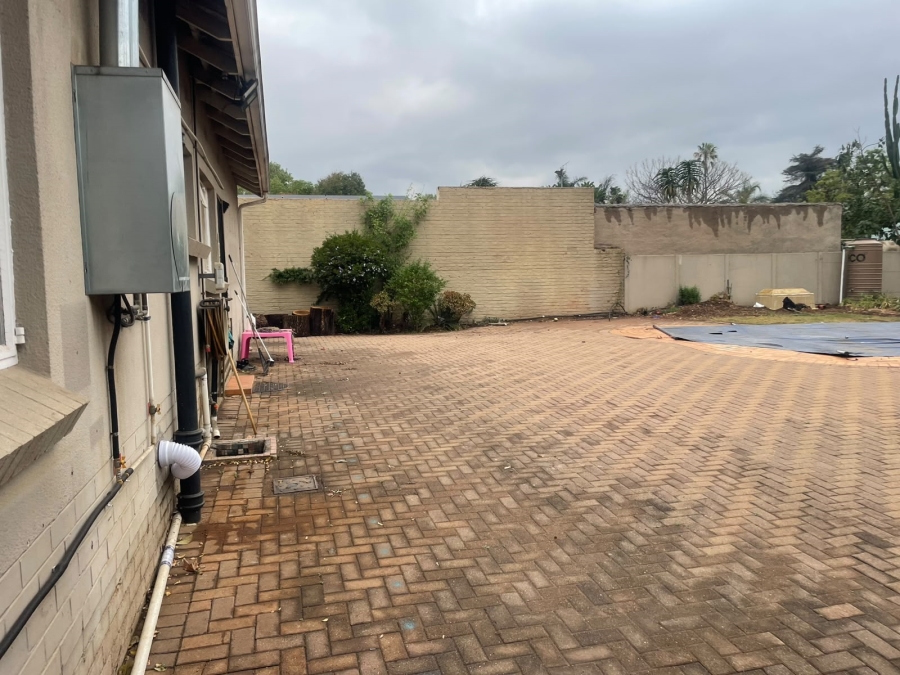 To Let 3 Bedroom Property for Rent in Queenswood Gauteng