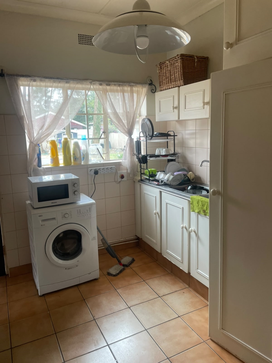 To Let 3 Bedroom Property for Rent in Queenswood Gauteng