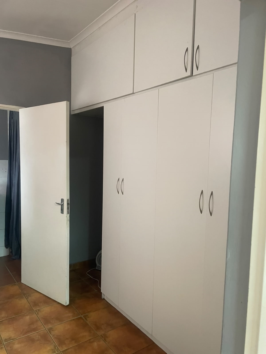 To Let 3 Bedroom Property for Rent in Queenswood Gauteng
