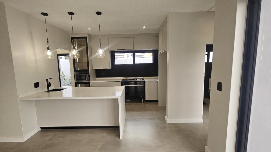 4 Bedroom Property for Sale in Fountainbrook Estate Gauteng