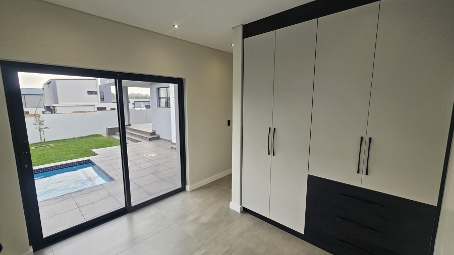 4 Bedroom Property for Sale in Fountainbrook Estate Gauteng