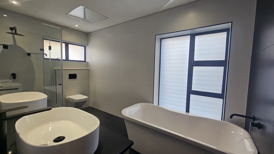 4 Bedroom Property for Sale in Fountainbrook Estate Gauteng