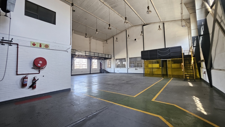 To Let Commercial Property for Rent in Rosslyn Gauteng