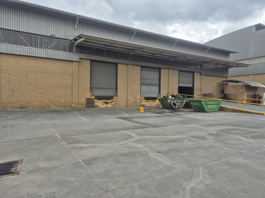 To Let Commercial Property for Rent in Longmeadow Gauteng