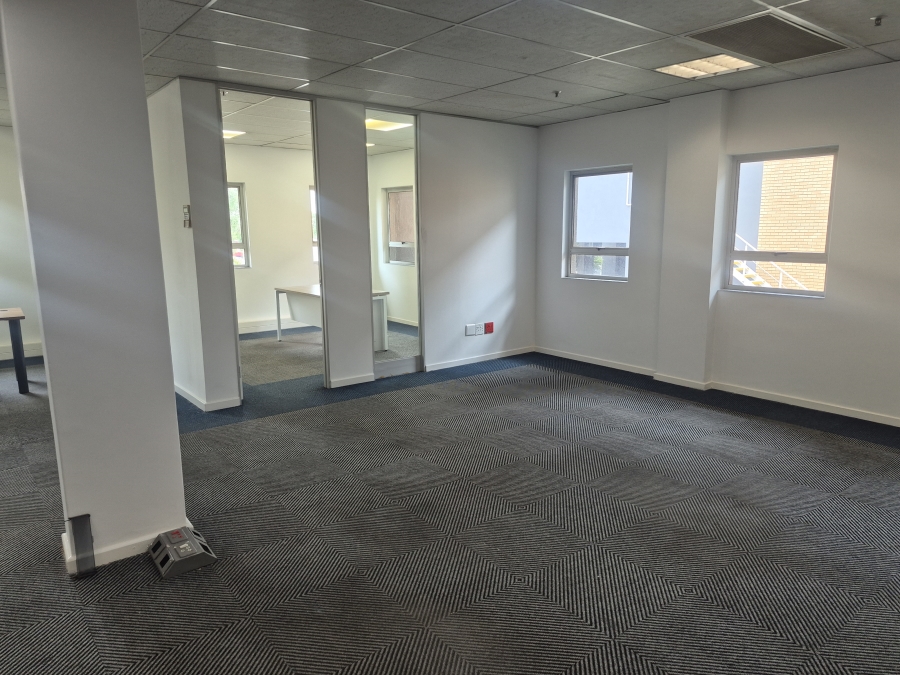 To Let Commercial Property for Rent in Longmeadow Gauteng