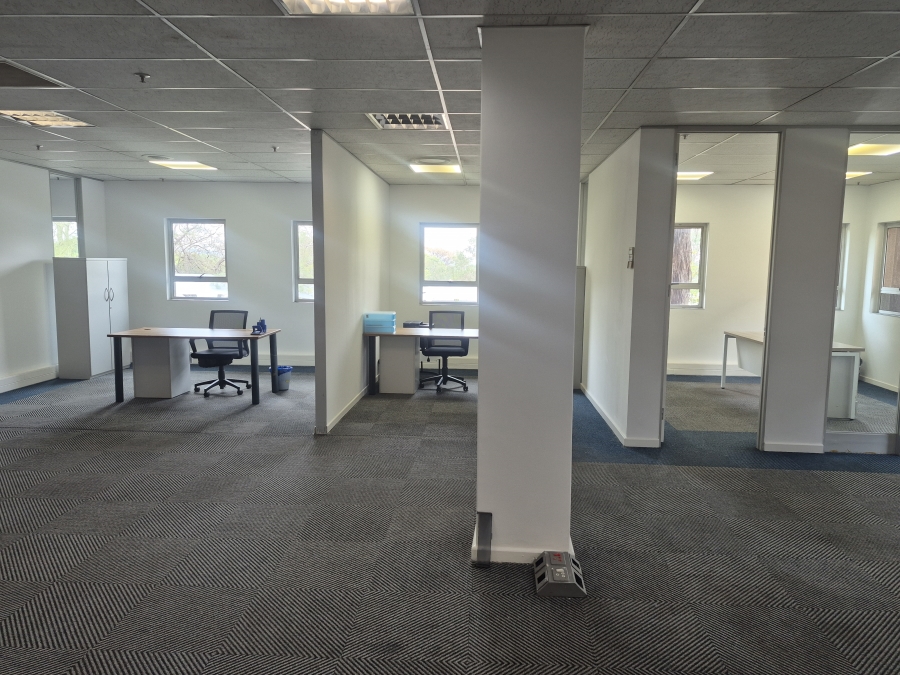To Let Commercial Property for Rent in Longmeadow Gauteng