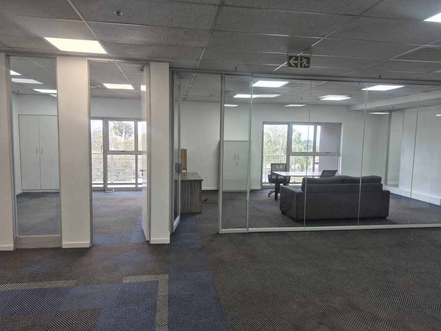 To Let Commercial Property for Rent in Longmeadow Gauteng