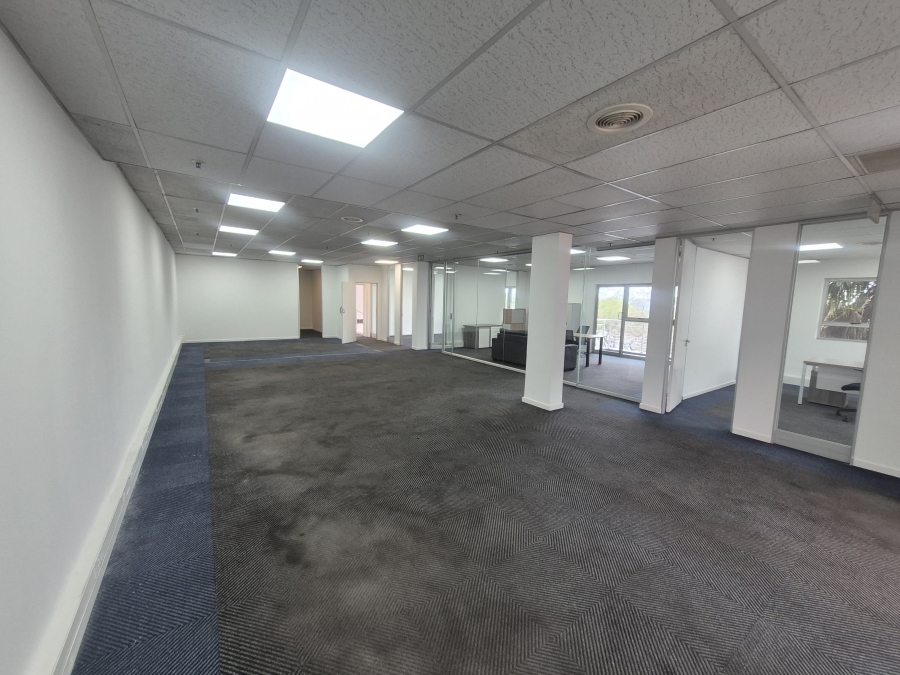 To Let Commercial Property for Rent in Longmeadow Gauteng