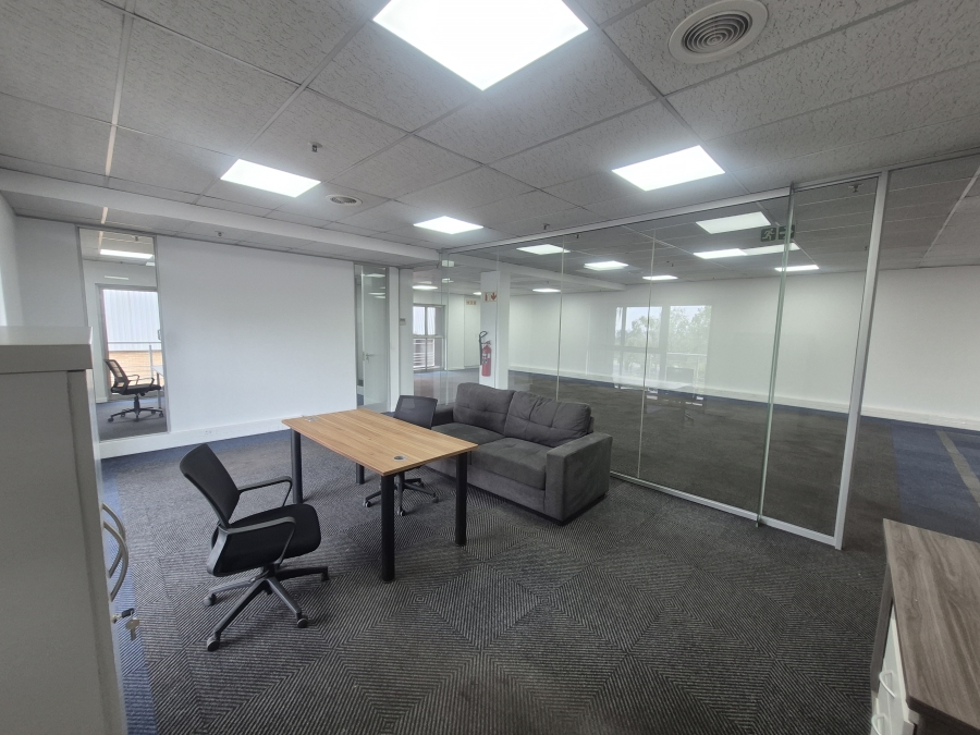 To Let Commercial Property for Rent in Longmeadow Gauteng