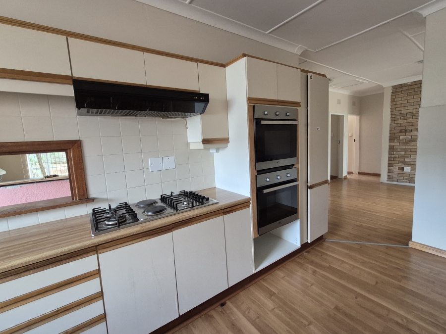 4 Bedroom Property for Sale in Dawnview Gauteng