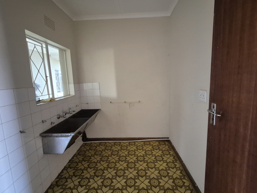 4 Bedroom Property for Sale in Dawnview Gauteng