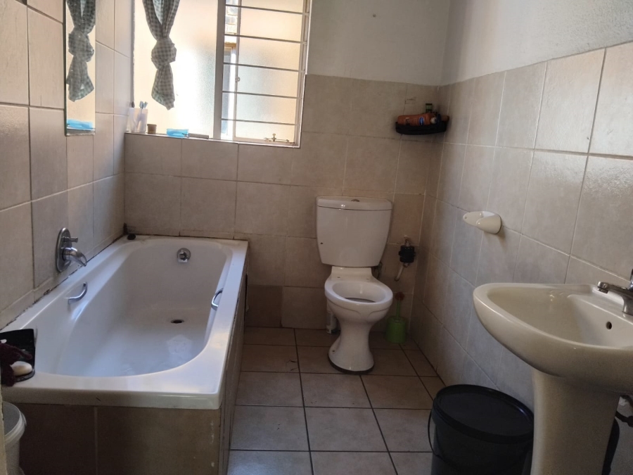 2 Bedroom Property for Sale in Kempton Park Central Gauteng