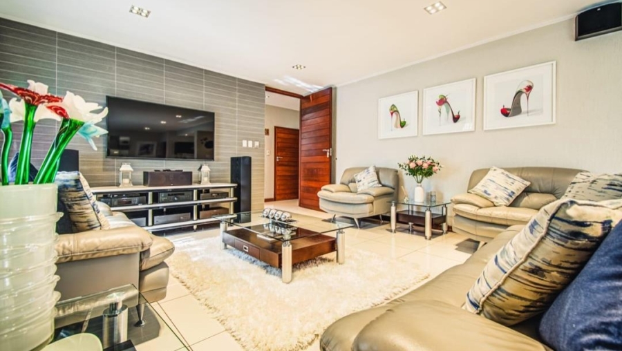 5 Bedroom Property for Sale in Terenure Gauteng