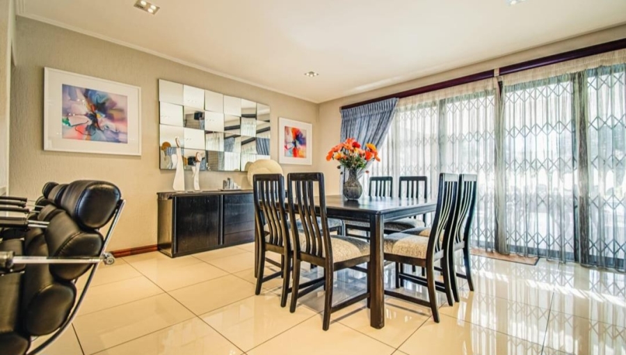 5 Bedroom Property for Sale in Terenure Gauteng
