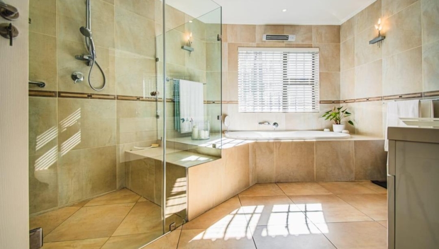 5 Bedroom Property for Sale in Terenure Gauteng
