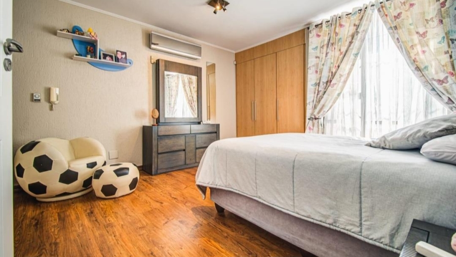 5 Bedroom Property for Sale in Terenure Gauteng