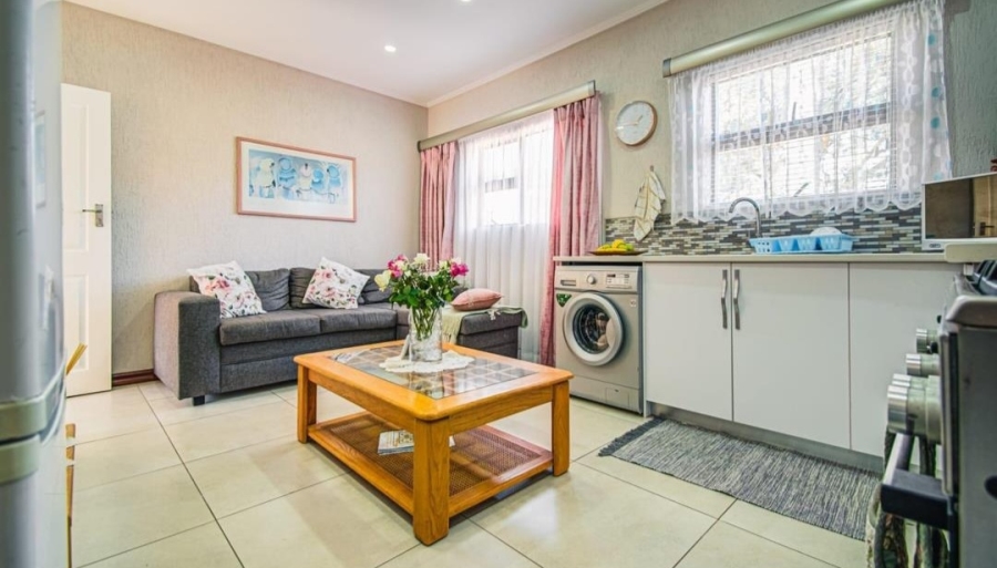 5 Bedroom Property for Sale in Terenure Gauteng