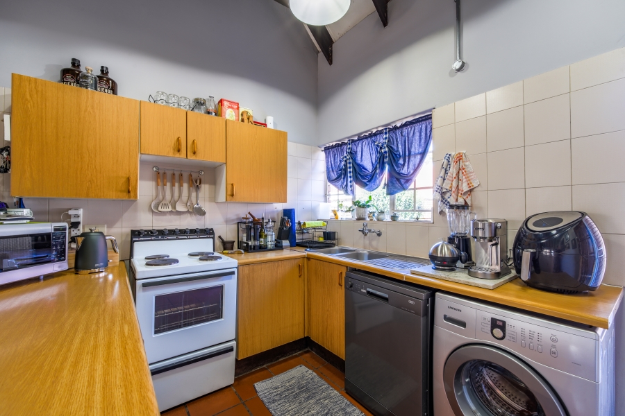 2 Bedroom Property for Sale in Garsfontein Gauteng