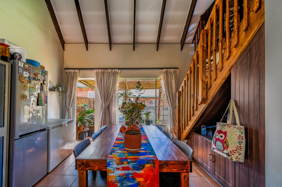 2 Bedroom Property for Sale in Garsfontein Gauteng