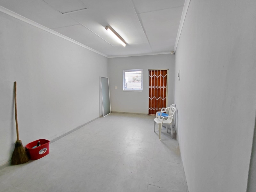 To Let 2 Bedroom Property for Rent in Willow Park Manor Gauteng