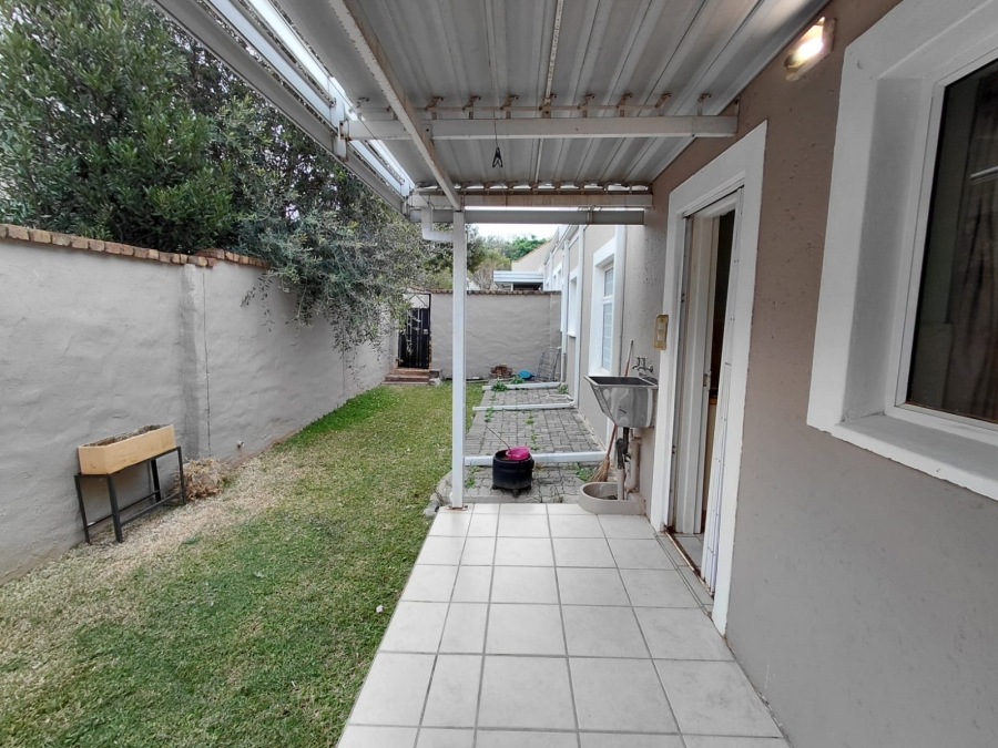 To Let 2 Bedroom Property for Rent in Willow Park Manor Gauteng