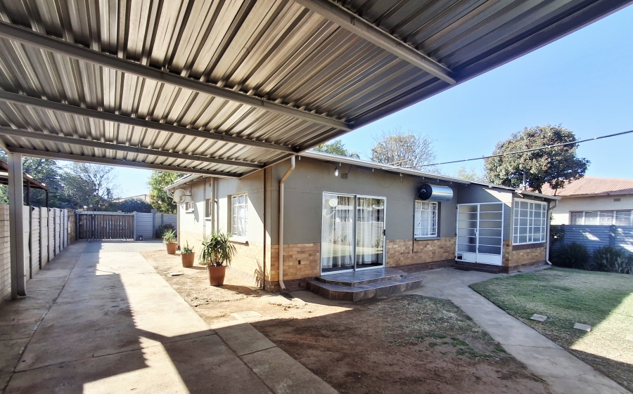 3 Bedroom Property for Sale in Villieria Gauteng