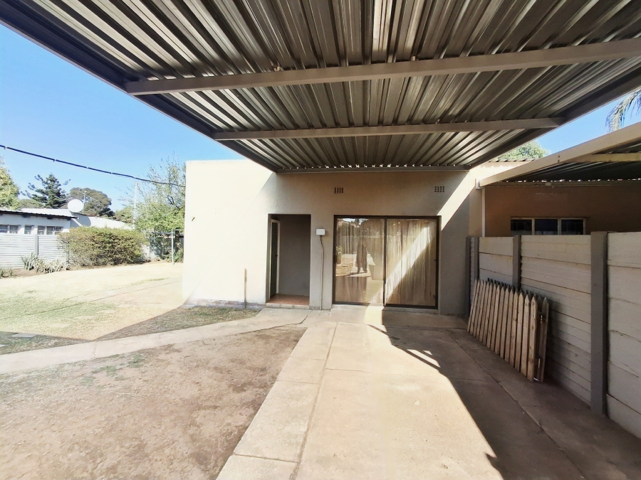 3 Bedroom Property for Sale in Villieria Gauteng