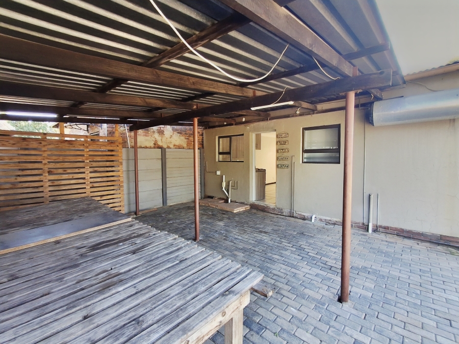 3 Bedroom Property for Sale in Villieria Gauteng