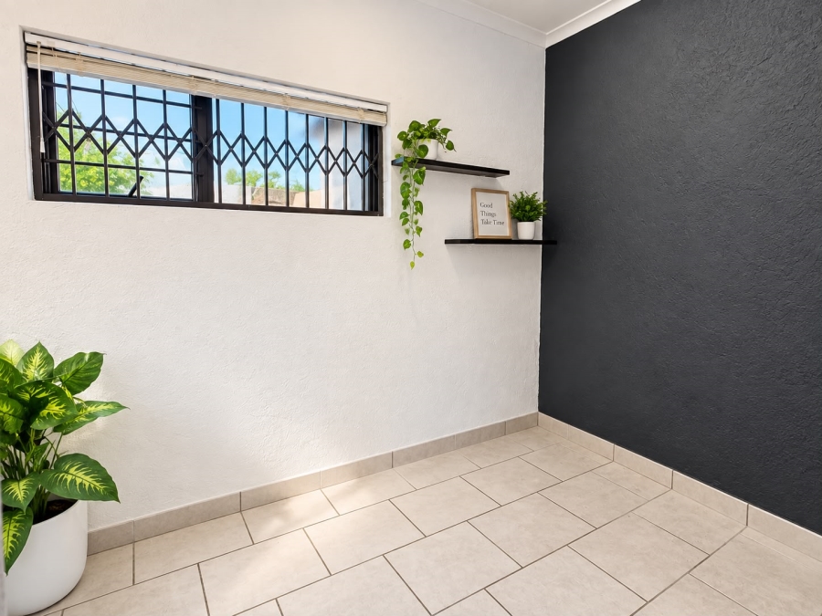 3 Bedroom Property for Sale in Brackendowns Gauteng