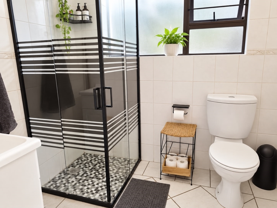 3 Bedroom Property for Sale in Brackendowns Gauteng
