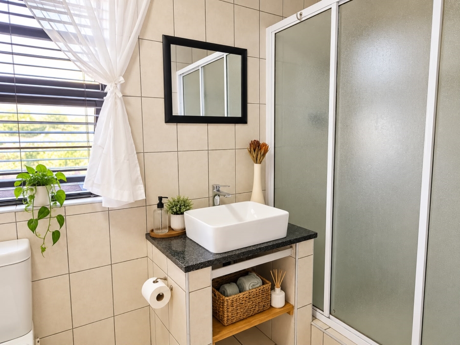 3 Bedroom Property for Sale in Brackendowns Gauteng